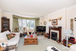 Photo 19- click for photo gallery